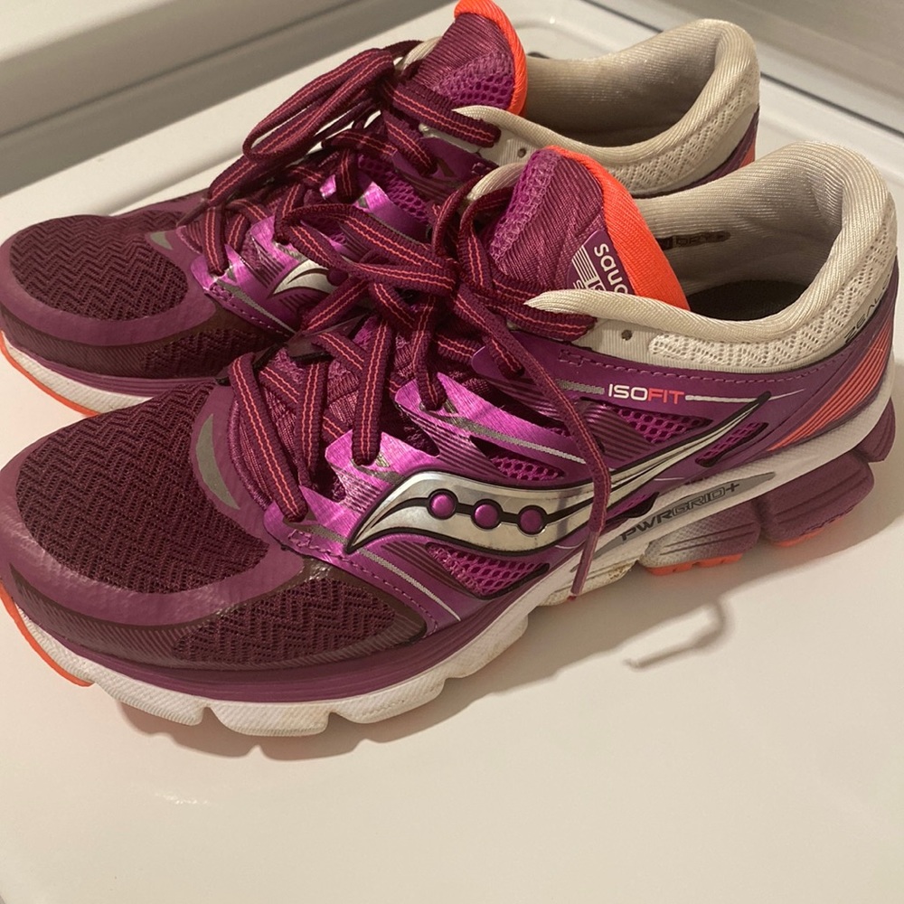 Saucony ISO Series PowerGrid+